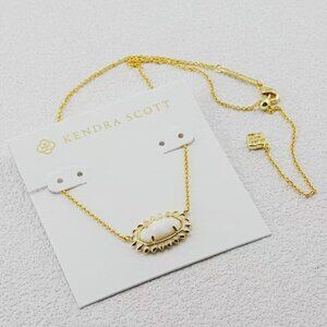 Kendra Scott Oval shell enamel pendant necklace